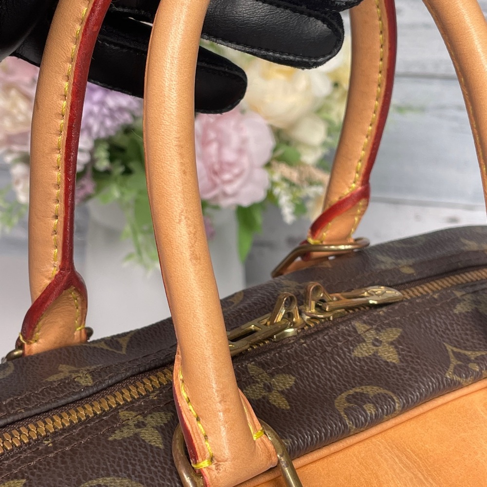 LOUIS VUITTON  Bag - Picture 12 of 17